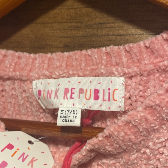 Pink Republic Sweater - Picture 3 of 4